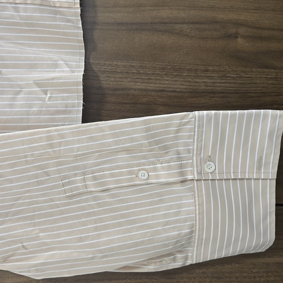 FRAME-Striped Cropped Wide Sleeve Button-Up Shirt-Size Small - Picture 9 of 17